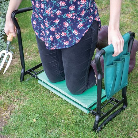 Gardman Foldaway Garden Kneeler - image 2