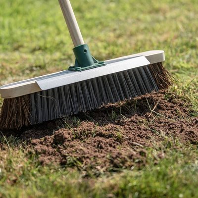 Westland Lawn & Turf Dressing 25L - image 2
