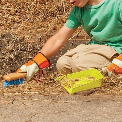 Smart Garden Kids Dust Pan & Brush - image 2