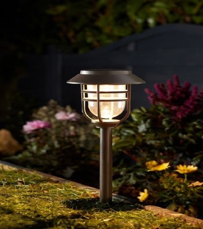 Smart Garden Solar Avant Stake Light 5L - image 1